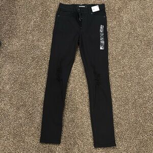 NWT- black high rise legging jeans.